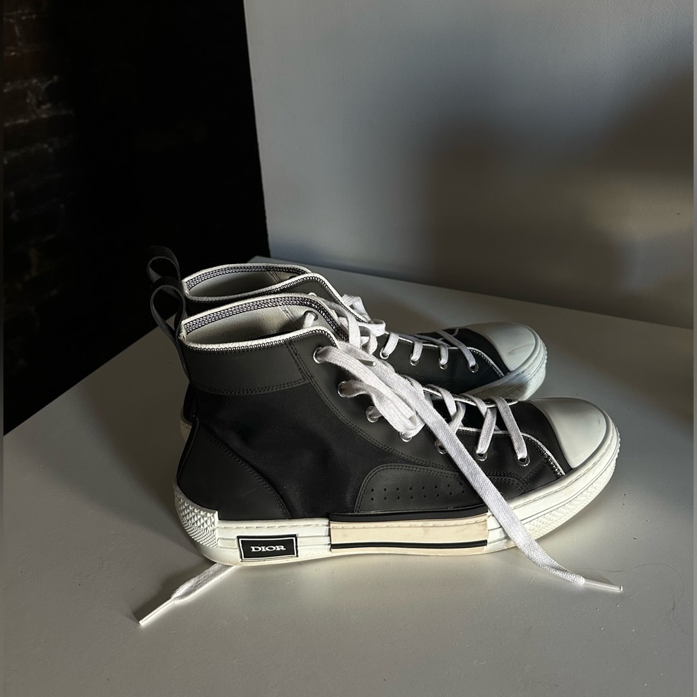 DIOR CHUCKS!